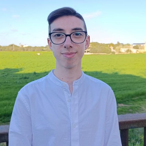 Toni, cofundador de RelyViews